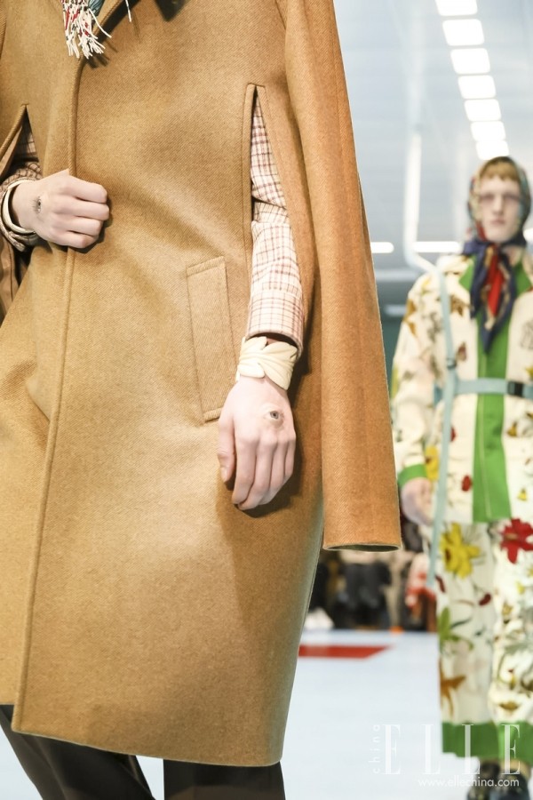 倪妮就是有一种高级感,倪妮街拍都穿什么牌子