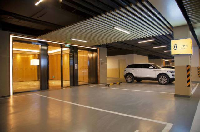 地下车库没做到这个程度，你千万别说自己是豪宅