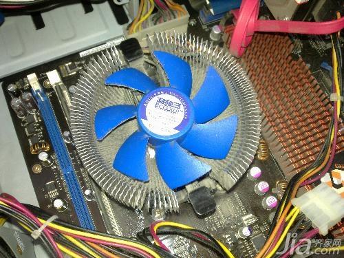 cpu散热风扇转速最快才1300,cpu风扇转速多少算正常