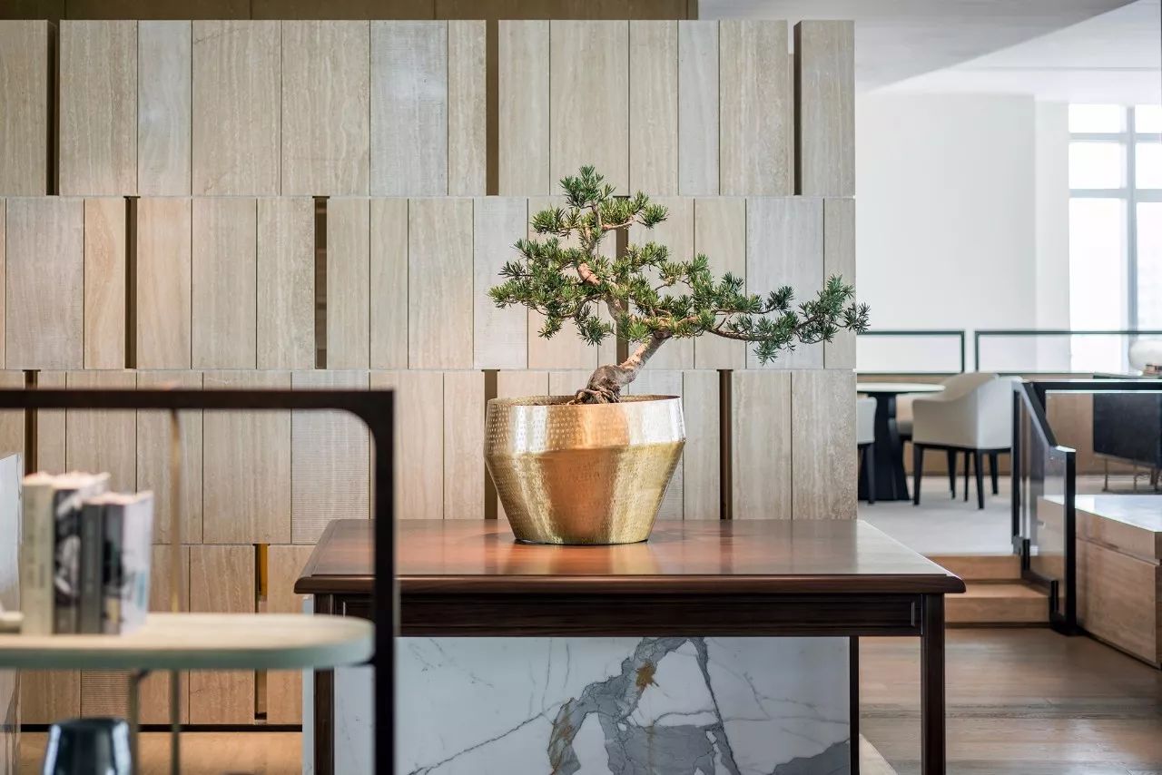 ccd香港郑中设计事务所待遇,ccd郑中设计环球中心