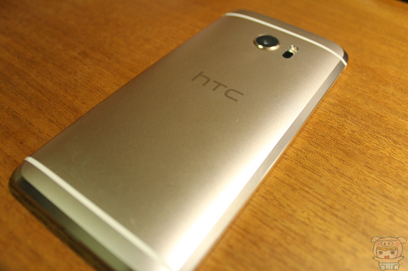 文本直送科技新闻:宏达电旗舰智慧型手机「HTC10」崭新体验，十分完美！