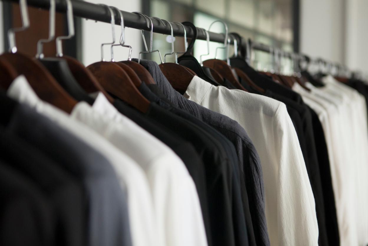 走过一年弯路，天猫男装界杀出黑马，还把门店开到香港