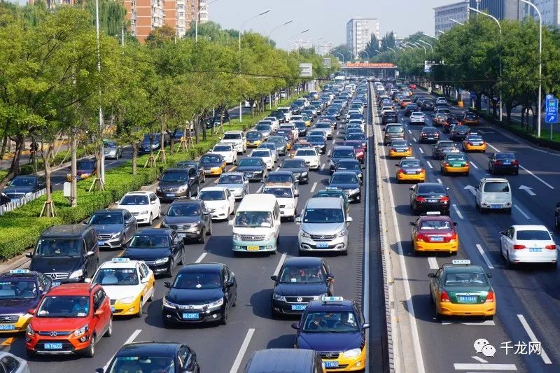 节后返京高峰明天来临!5条公交专线开行