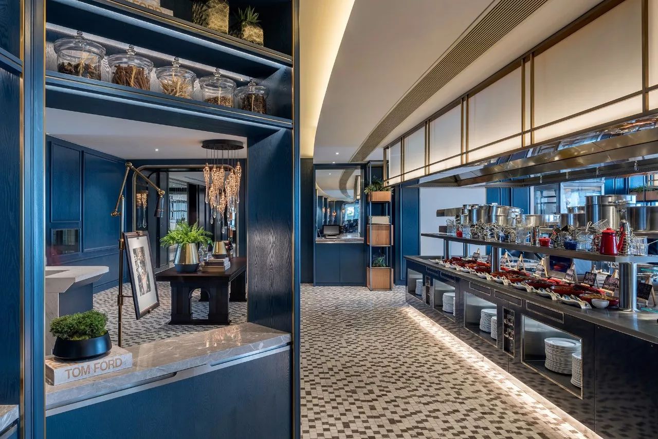 ccd香港郑中设计事务所待遇,ccd郑中设计环球中心