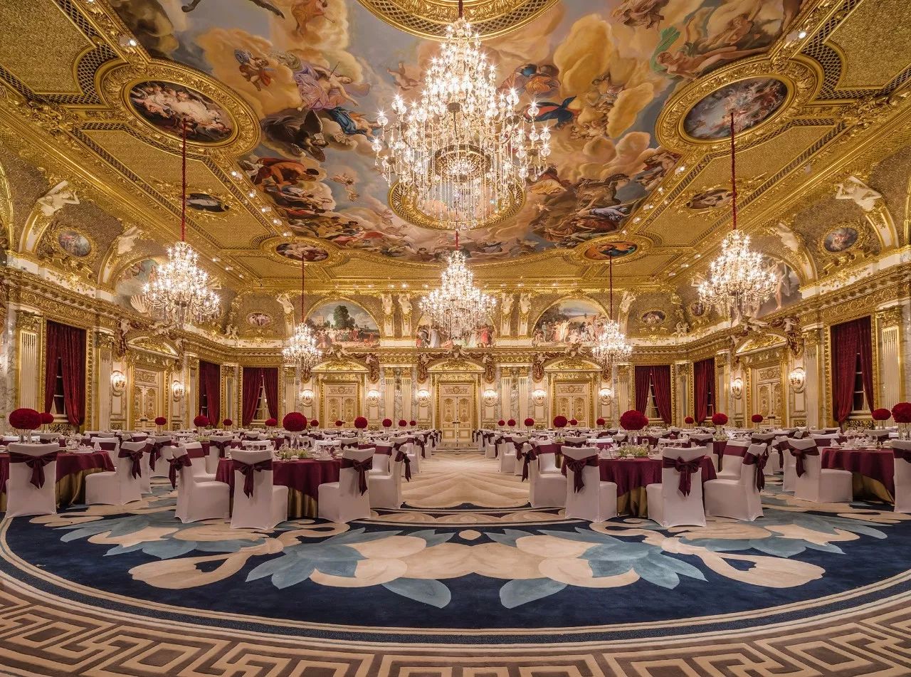 ccd香港郑中设计事务所待遇,ccd郑中设计环球中心