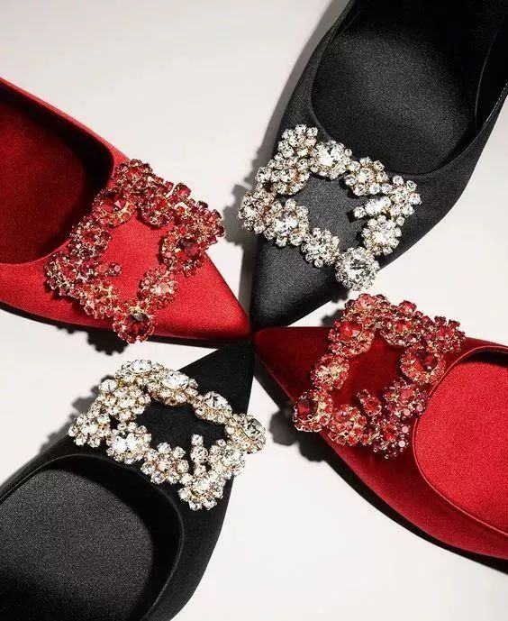 男生穿什么鞋子显脚小,最显脚小的鞋子穿法都在这里了