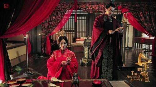 喜公公亲吻儿媳，到底是“传统”还是陋习？