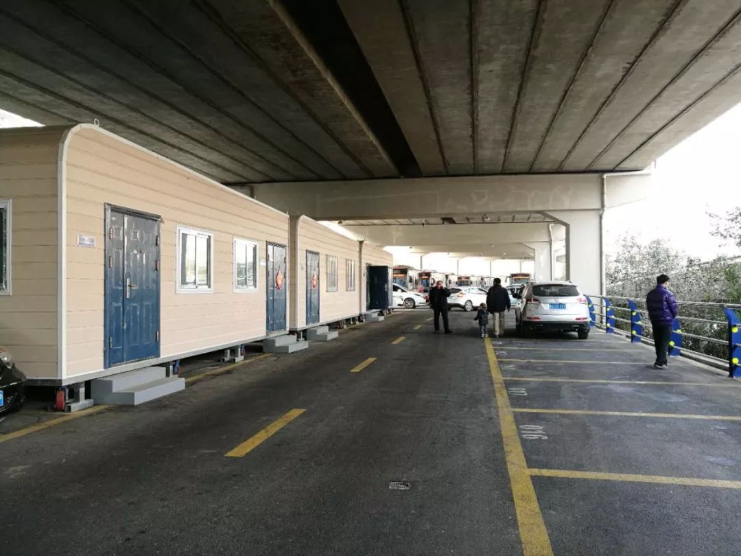 济南市区免费停车场,济南市中心停车场