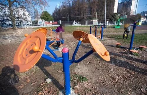 健身女孩猝死事件,17岁女大学生健身身亡