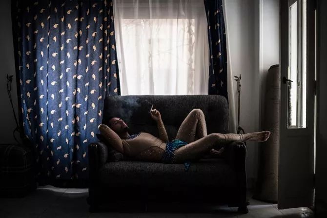 瀹夊痉鐑堟柉鎽勫奖鑾峰,淇勭綏鏂柊闂绘憚褰卞鍥剧墖