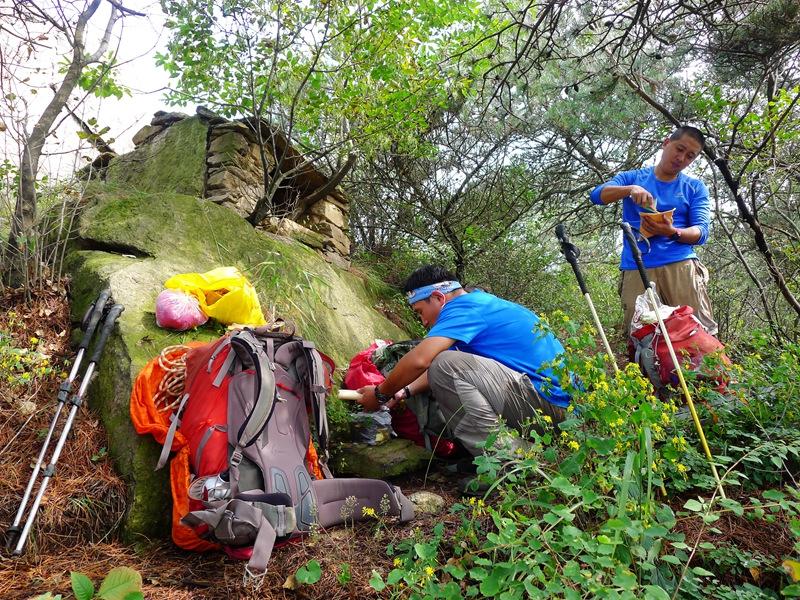 蒙山三十六计之十六：雨潜麻峪环古寺