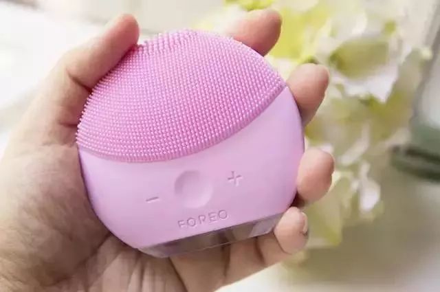 大热化妆品推荐,平价美容仪怎么选