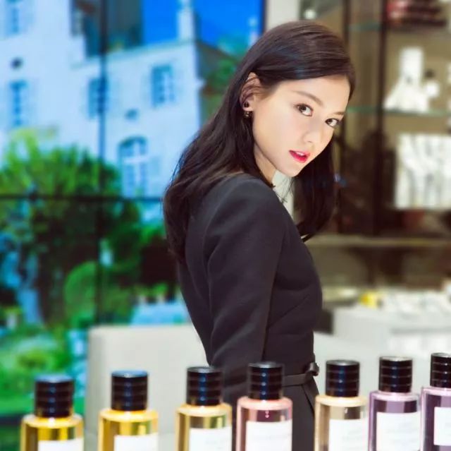 dior棣欐皼涓栧,杩ゥdior鐪熸垜棣欐皼