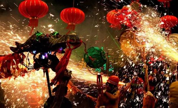 今宵·元宵｜玉壶光转，一夜鱼龙舞