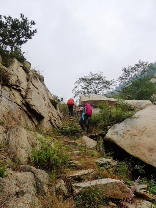 蒙山三十六计之十六：雨潜麻峪环古寺