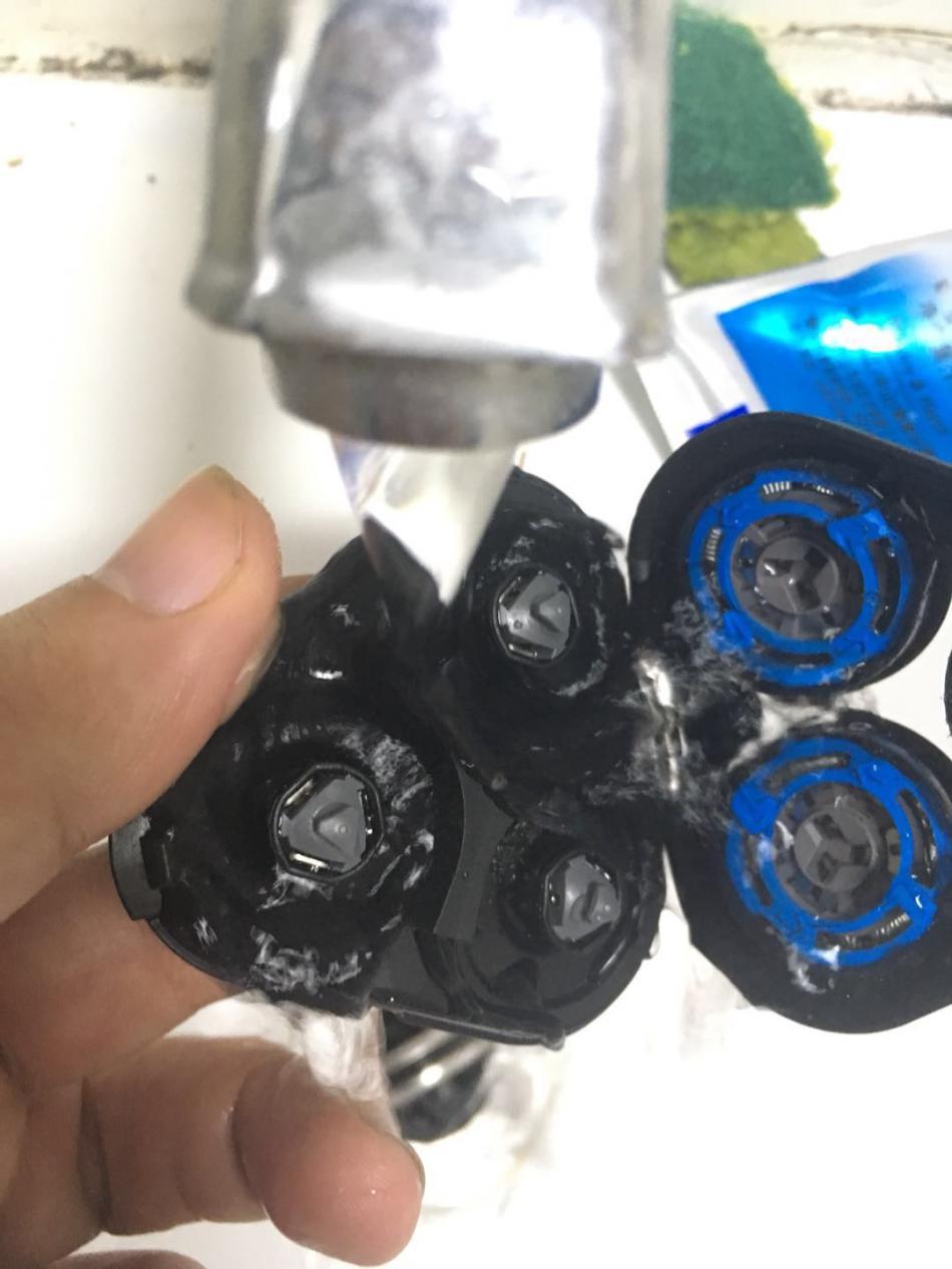 飞利浦剃须刀三头高端,飞利浦剃须刀s5050价格