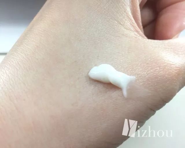 范冰冰在小红书晒面膜,遭到了代购们的集体*制抵**