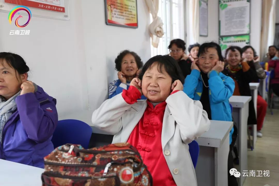 全国爱耳日公益短片,全国爱耳日特教视频