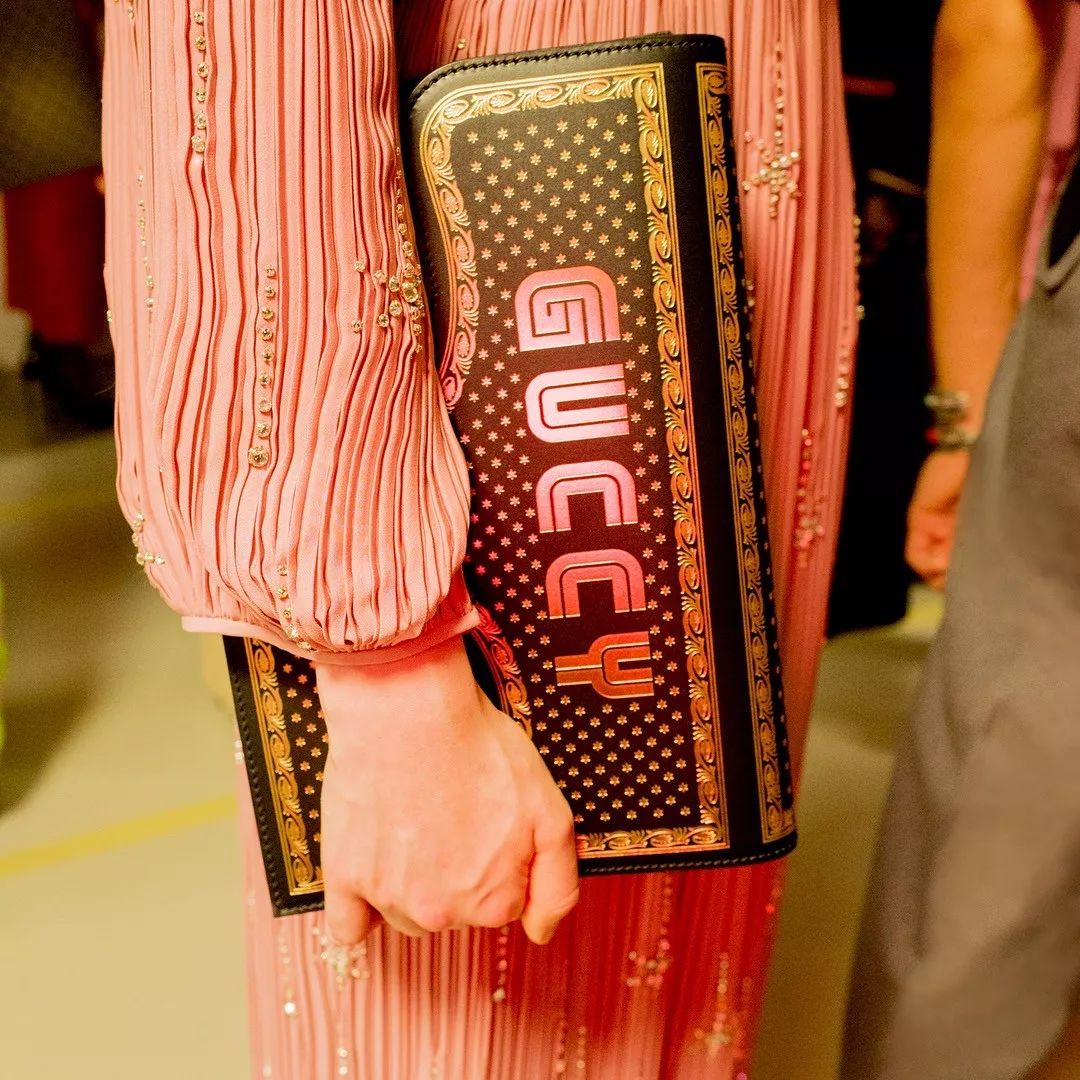 浣犱互涓哄彧鏈夊ぇ鐗屼細琚北瀵ㄥ悧,璁╄繖浜涘ぇ鐗岃蛋涓婁簡灞卞鐨勮矾