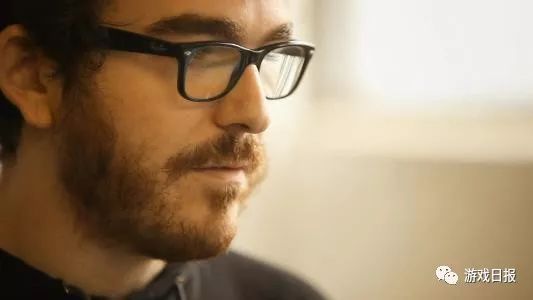 虽然他骂玩家,撕媒体,站错边但AppStore知道他做了款好游戏