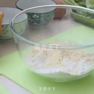 懒人煎饼两分钟就搞定了,一分钟教会你做正宗的煎饼果子