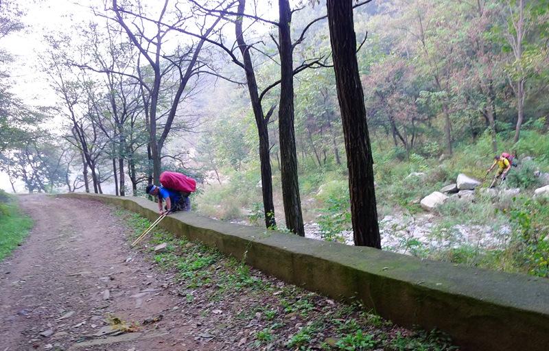 蒙山三十六计之十六：雨潜麻峪环古寺