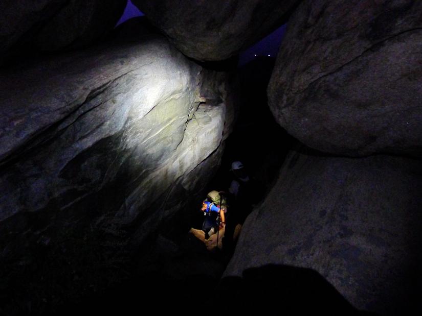 蒙山三十六计之十六：雨潜麻峪环古寺