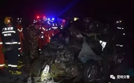 50座客车超员2人怎么算,小汽车坐几个人算超员