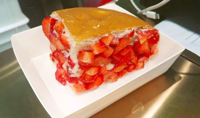 「心念初」重庆这些美到炸裂的草莓甜心，吃货看完迈不开腿！