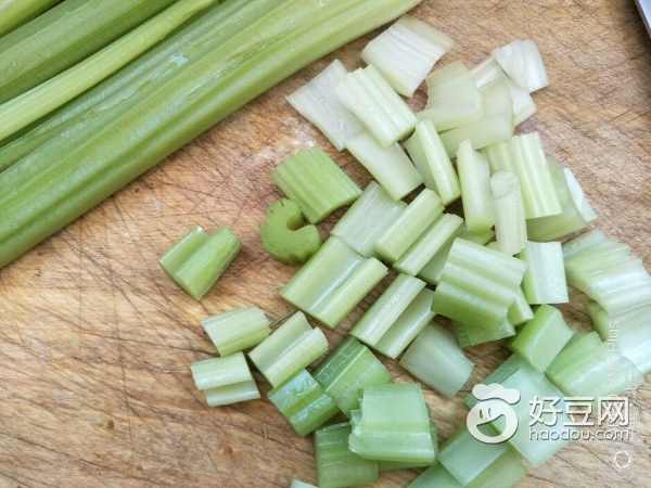 凉拌芹菜黄豆芽的做法,凉拌芹菜黄豆芽菜最好吃的做法