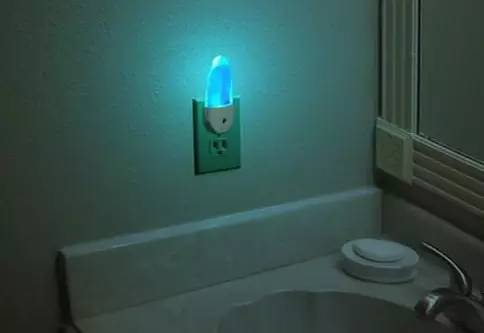 陈小鲁猝死的教训：厕所是家中最危险的地方