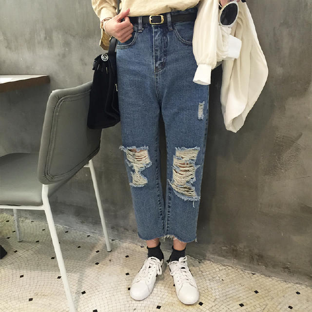 高街破洞牛仔九分裤,美式高街破洞牛仔裤谁穿谁好看