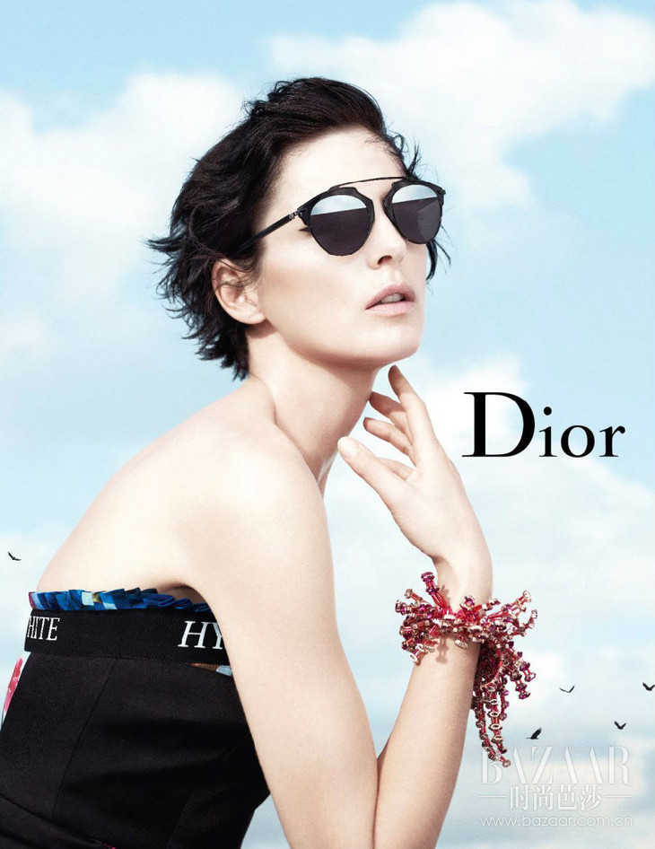 杨幂同款墨镜迪奥 (宋茜杨幂经典款手袋)