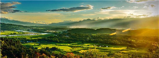 李纪恒：把大盈江和瑞丽江打造成国内外知名旅游目的地