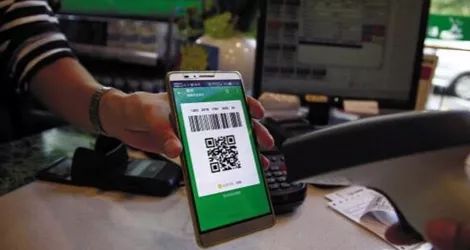 「原创」what？她是个“魔术手”？