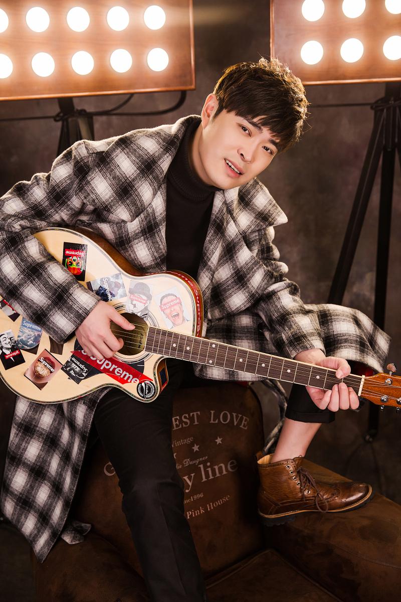 孟朕霆现身酷狗直播却遭警告?新歌首唱会“故事”多