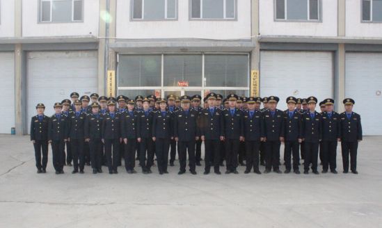 「多彩白云」区城市管理综合执法中心举行换装仪式｜区蒙古族学校举行“读书、感悟、提升”教师读书交流会