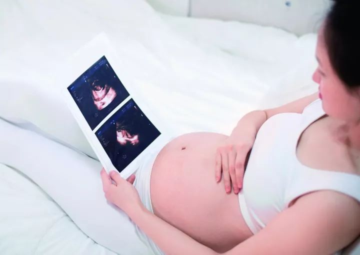 生孩子的方式要不顺产，要不剖腹产？太天真！