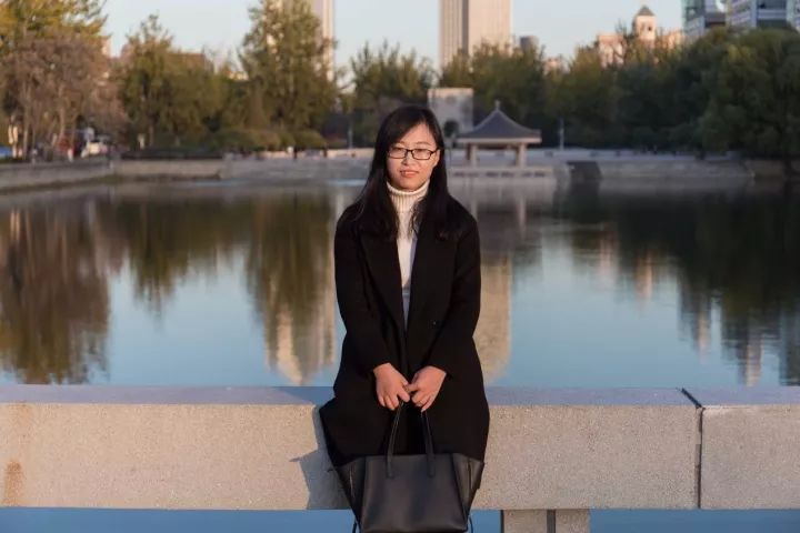 为半边天点赞,为我们的半边天点赞送花