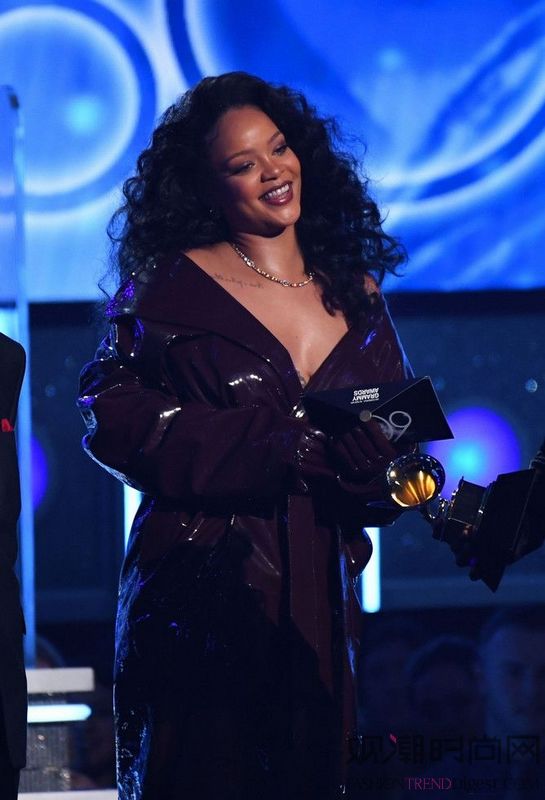 酷girl穿搭秋冬套装,姑娘们衣橱必备的单品