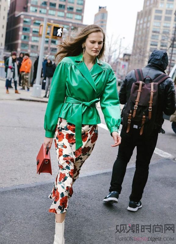 酷girl穿搭秋冬套装,姑娘们衣橱必备的单品