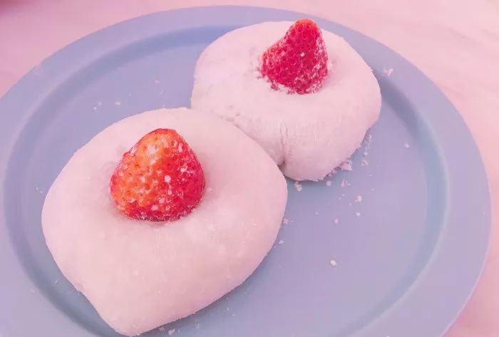 「心念初」重庆这些美到炸裂的草莓甜心，吃货看完迈不开腿！