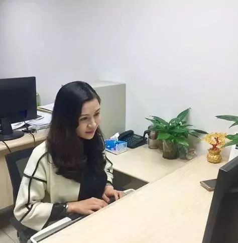 这里有女神你了，快来看