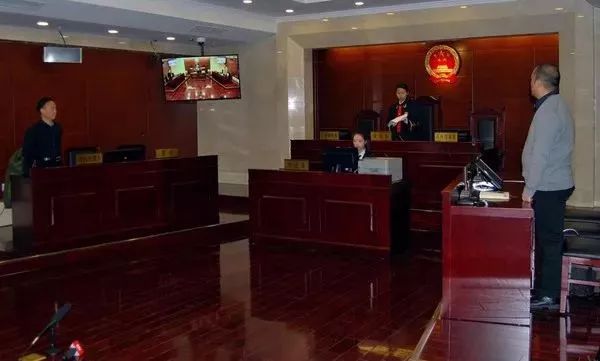 关于同桌喝酒的法律责任,聚餐出事同桌人都得担责