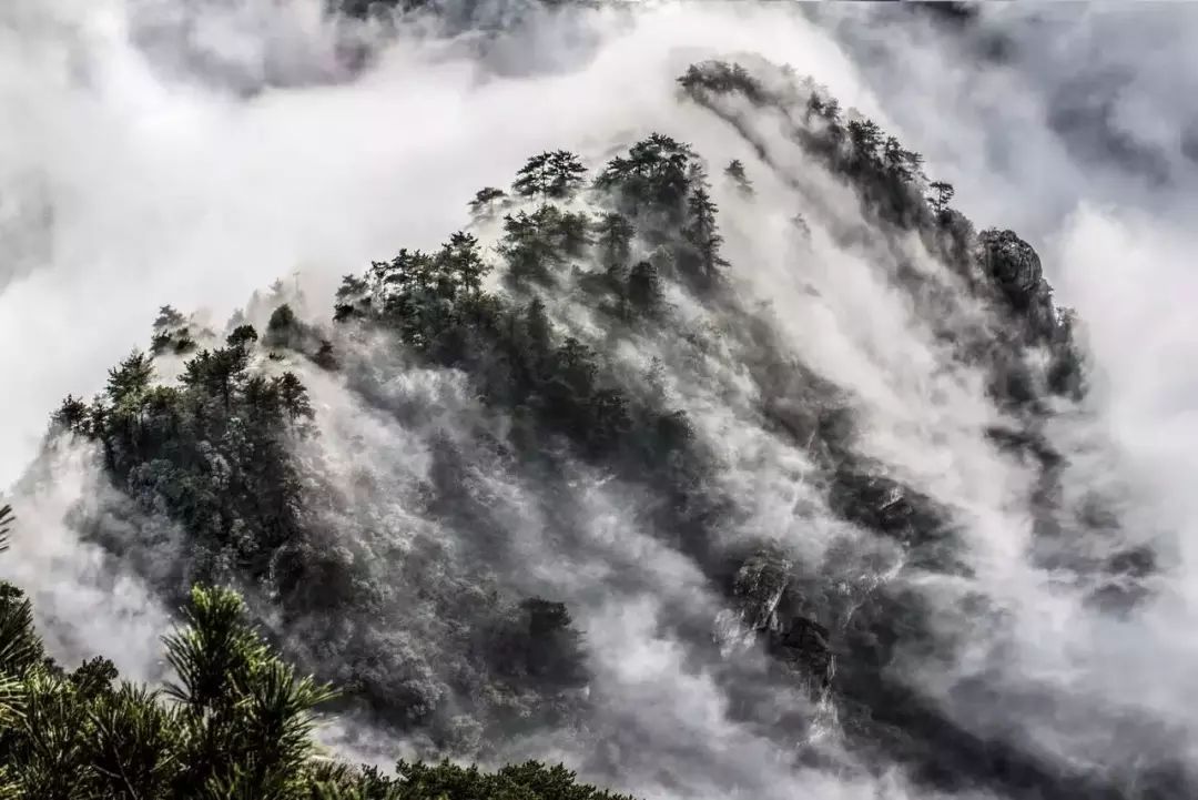 云雾庐山旅游攻略,庐山雾景旅游