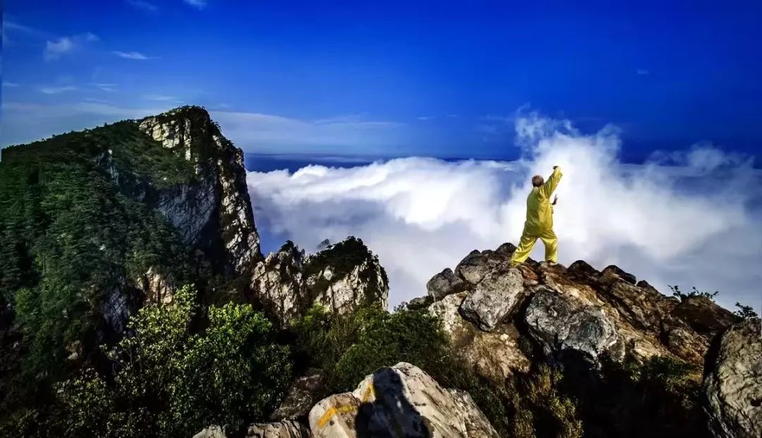 云雾庐山旅游攻略,庐山雾景旅游