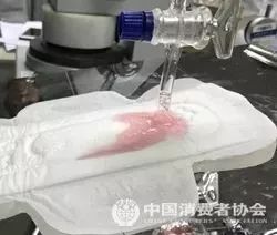 这种有648亿年需求的女性产品,中消协做了一次比较试验