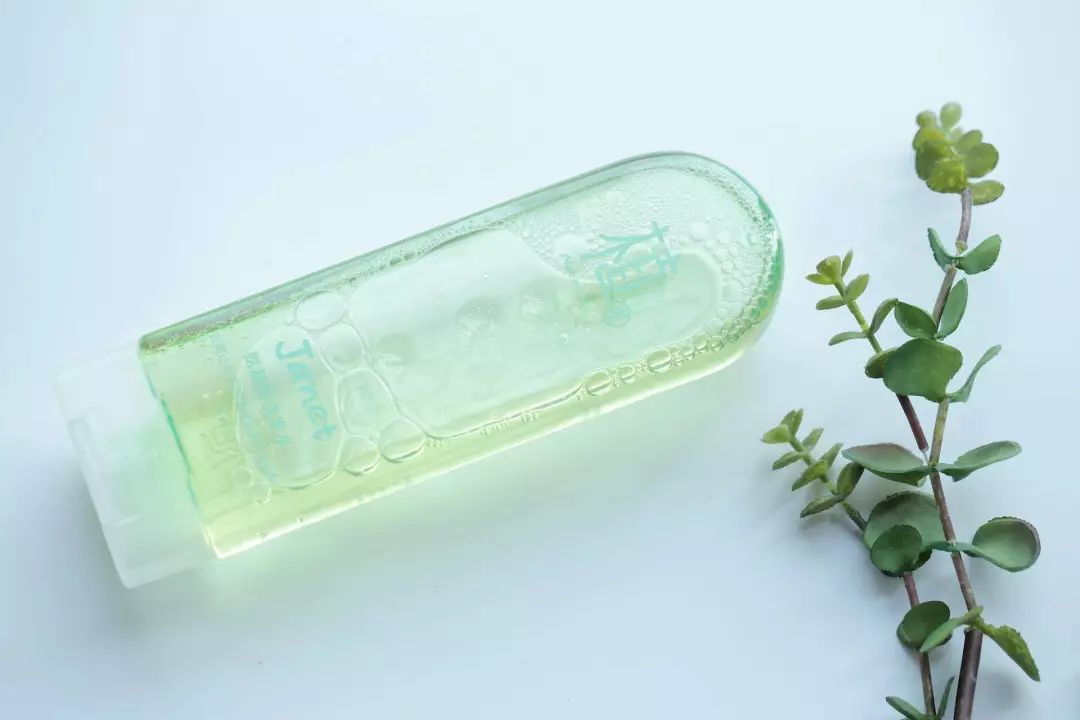 头皮屑多出油用什么牌子的洗发水,头油头皮屑掉发用什么洗发水