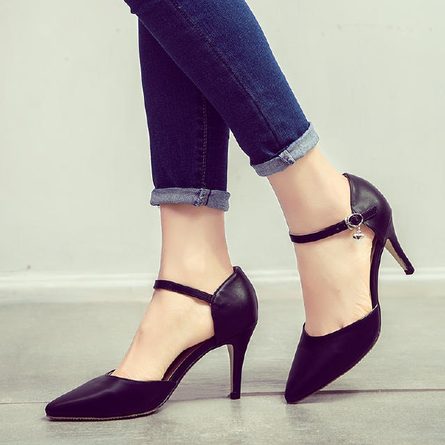 女人穿高跟鞋真的很好看吗,穿高跟鞋的女人最有女人味