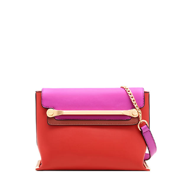 别以为拿了这款包包就能追上我！只要第四个